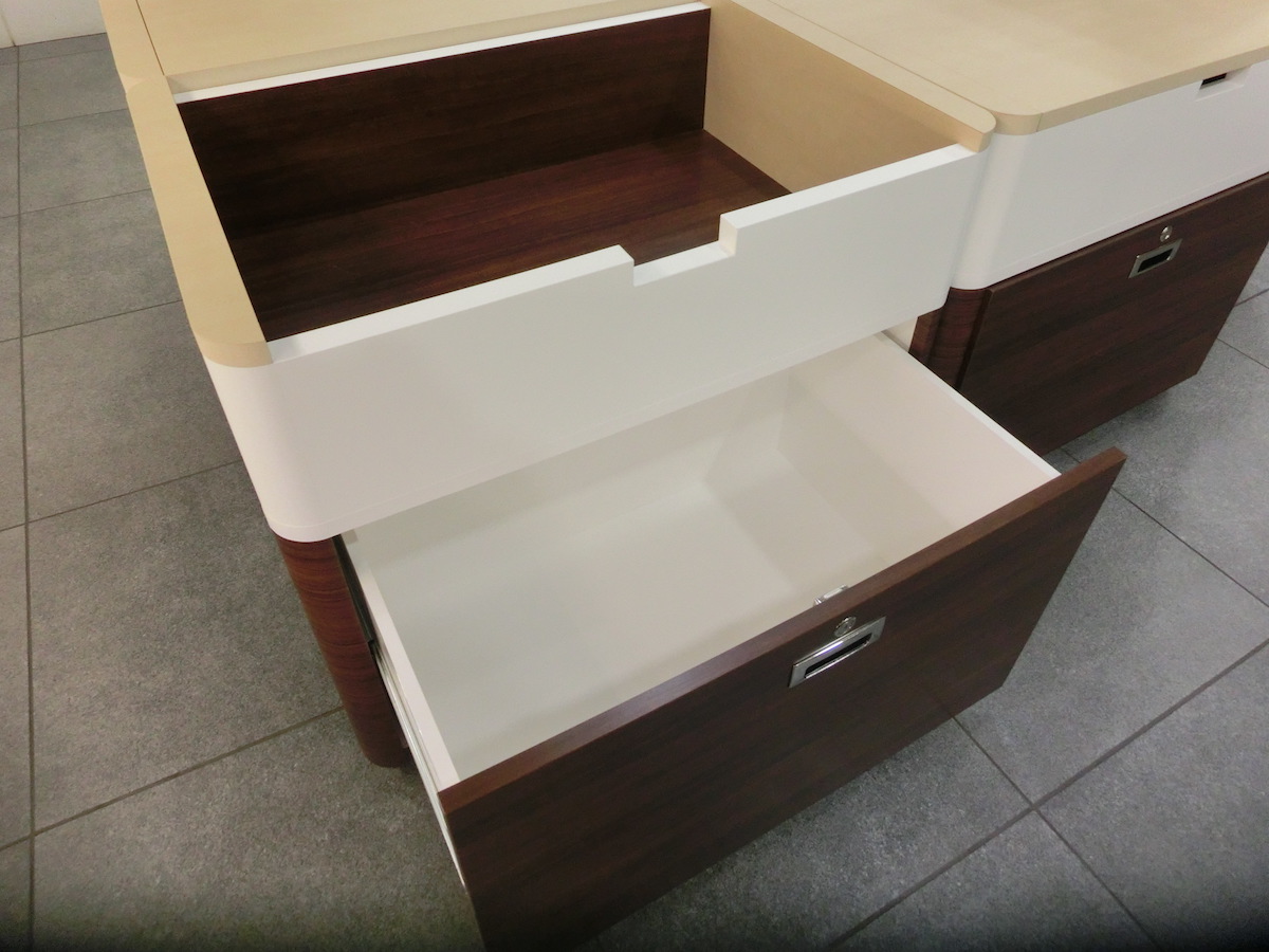 縦格子デザインの陳列什器8